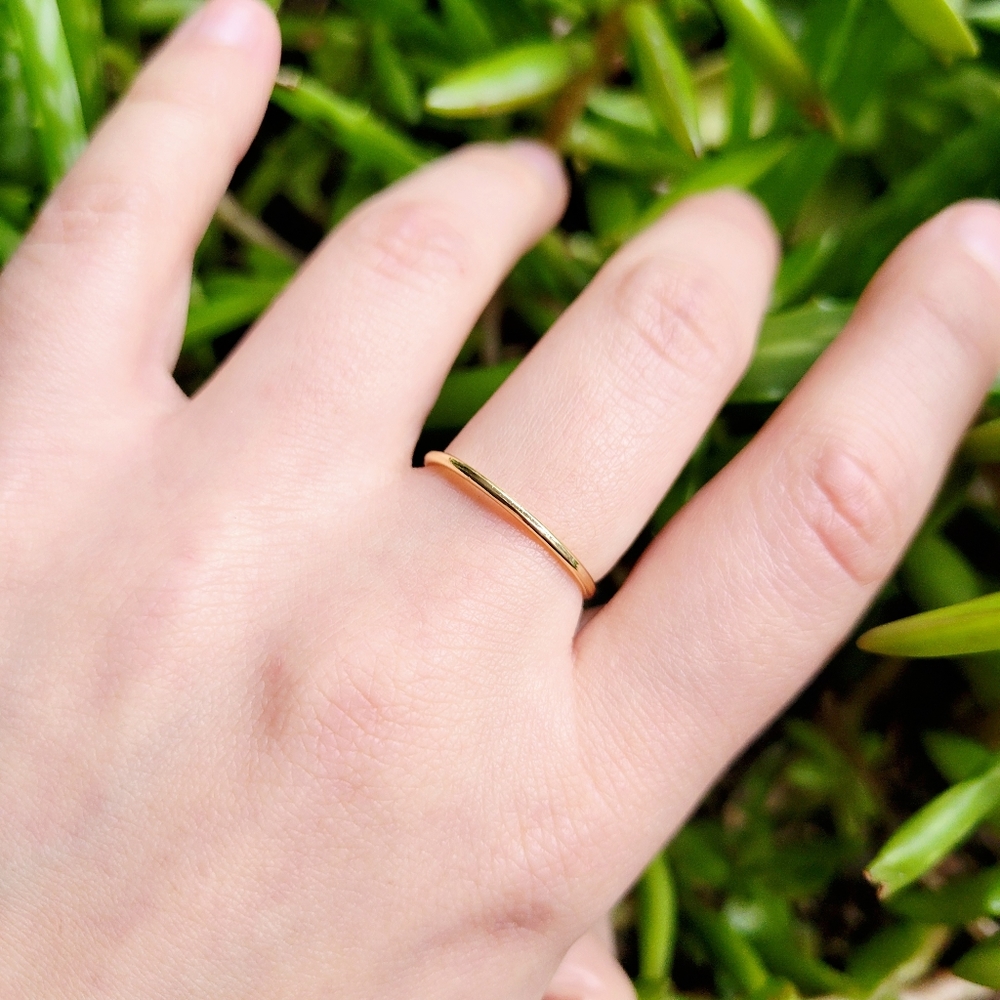 New Classic Gold Simple Dainty Thin Ring Band